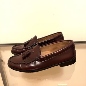 GH BASS Weejuns Loafers